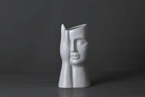 Florero Face Covered blanco